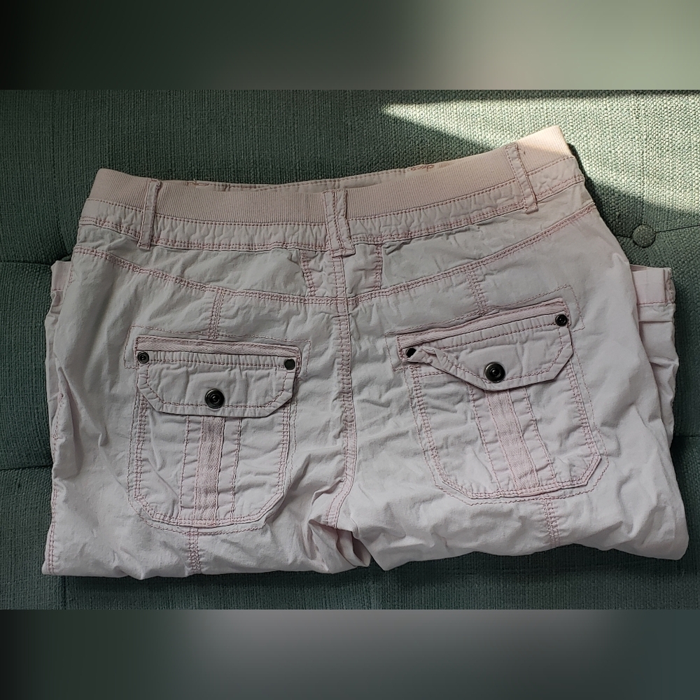 Shorts - Picture 8 of 13
